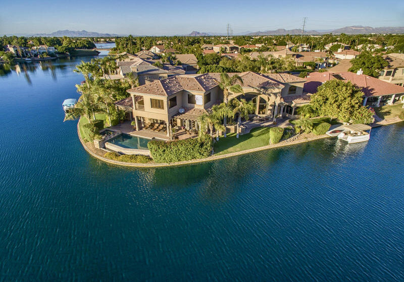 Val Vista Lakes in the East Valley of Arizona